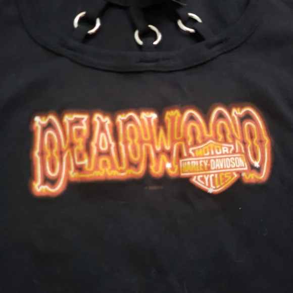 Harley davidson womans 3 ring neck T-shirt Sz L neon sign Deadwood South - Picture 2 of 7